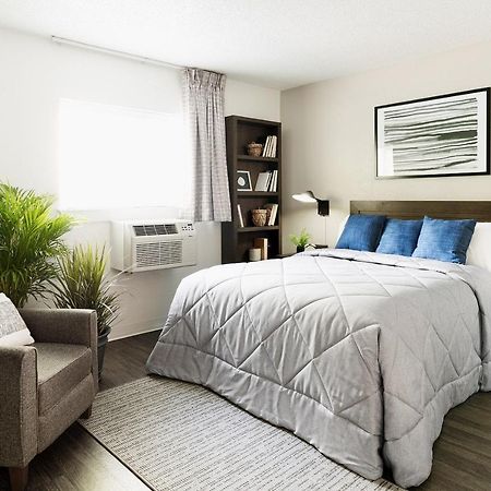 Intown Suites Extended Stay San Antonio Tx - Leon Valley North المظهر الخارجي الصورة
